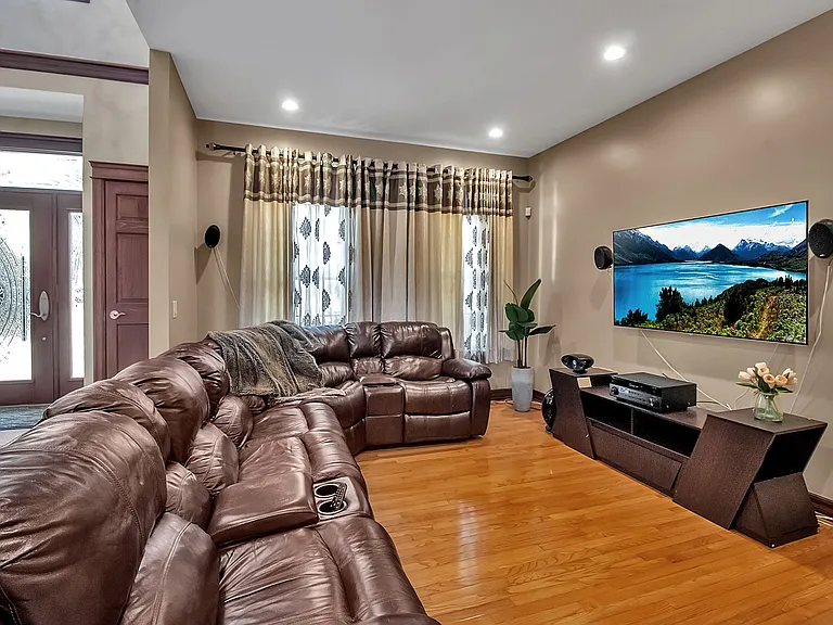43 Ambrose Ct — Photo 19