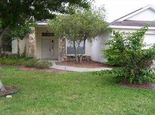 3415 Silverstone Ct, Plant City, FL 33566