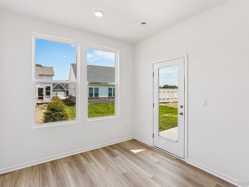 4048 Nottingham Cir, photo 21
