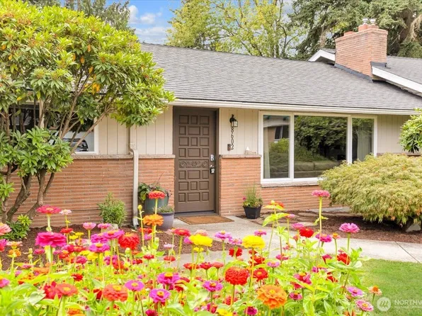 8602 Maple Lane, Edmonds, WA 98026