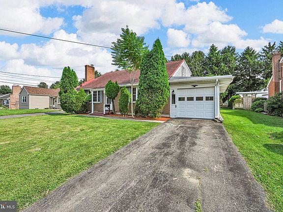 2nd image of 590 College Garden Dr