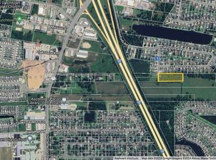 13365 W Lakeshore Dr, Prairieville, LA 70769