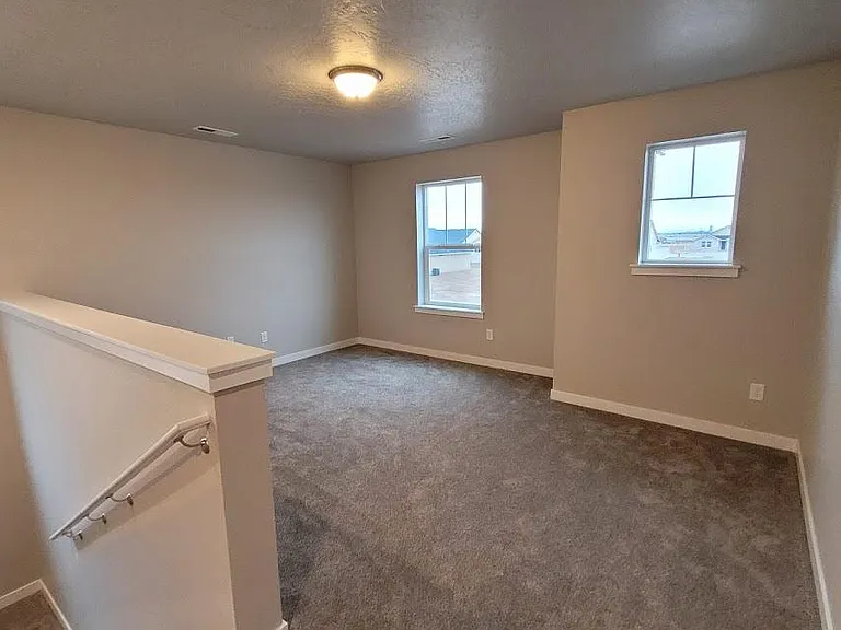 17795 Stony Ridge Ave — Photo 12