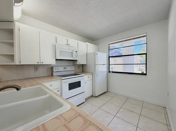 3511 Village Blvd, West Palm Beach, FL