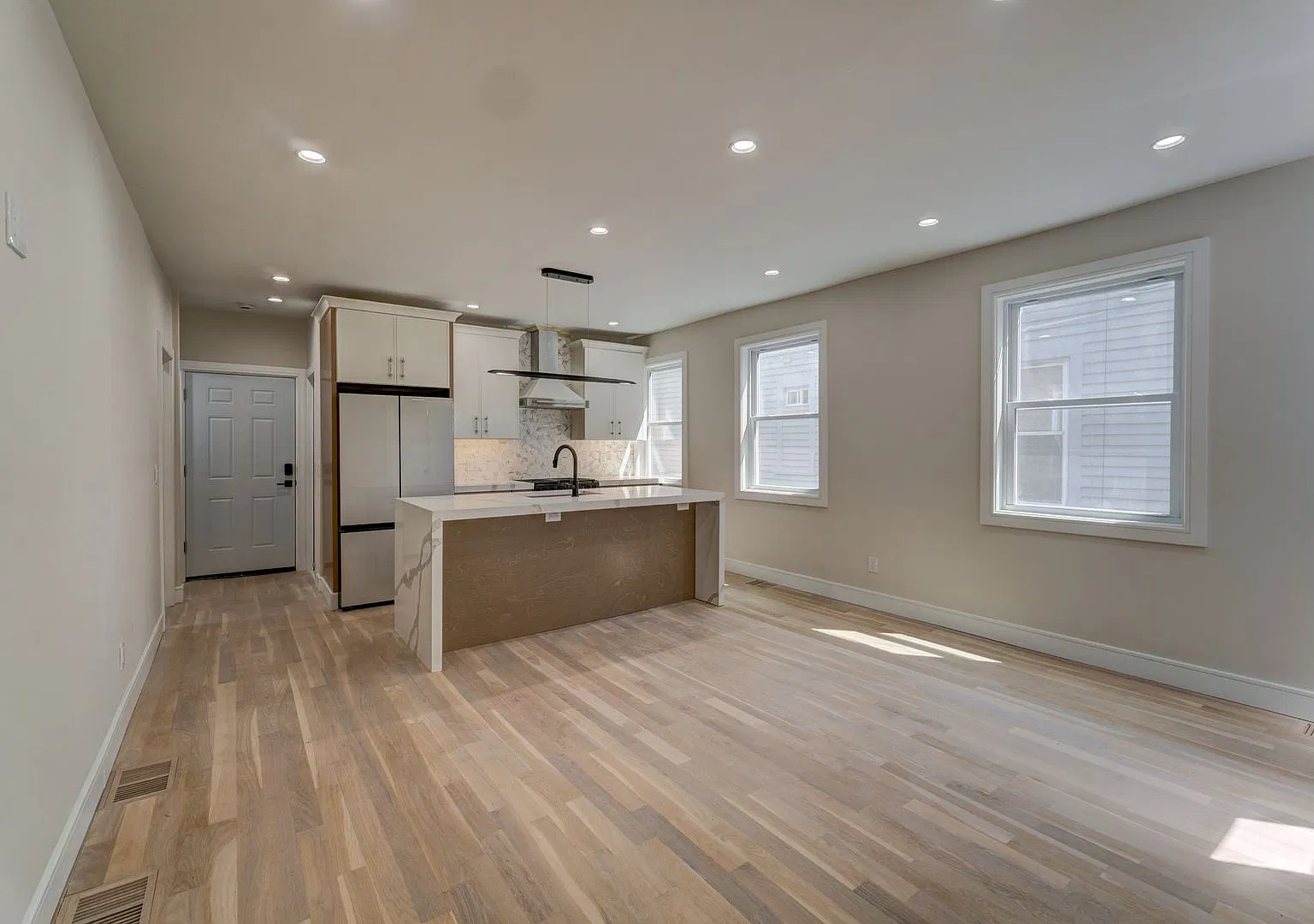 123 Winchester — Photo 2