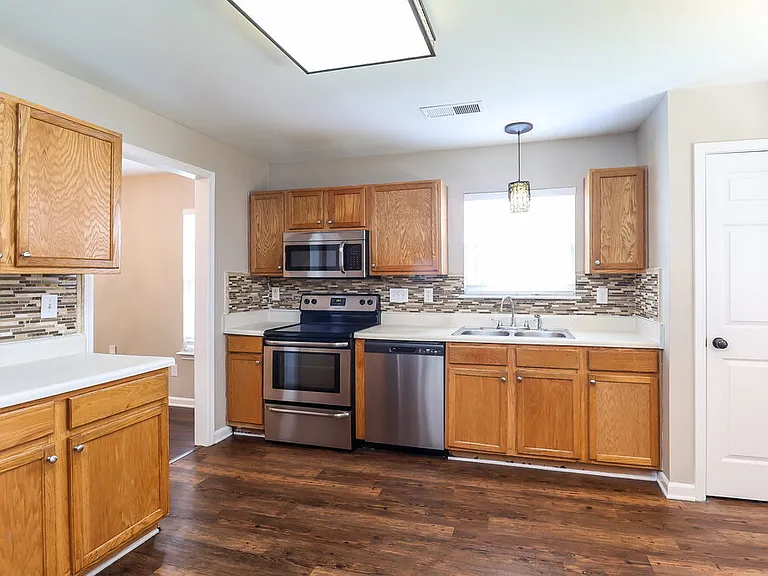 11909 Aubreywood Dr — Photo 10