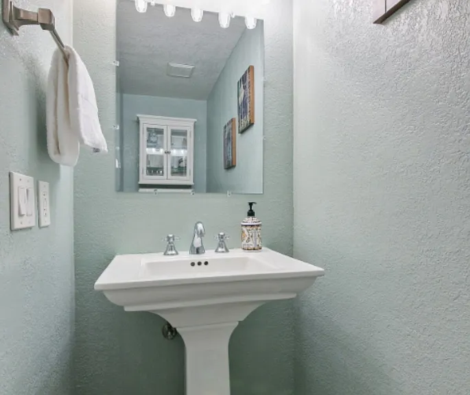 737 Seacoast Dr — Photo 10