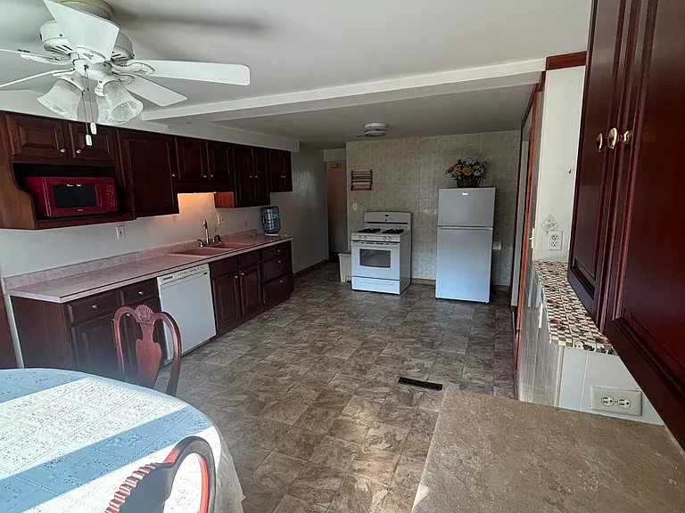 225 Fairhaven Dr — Photo 18