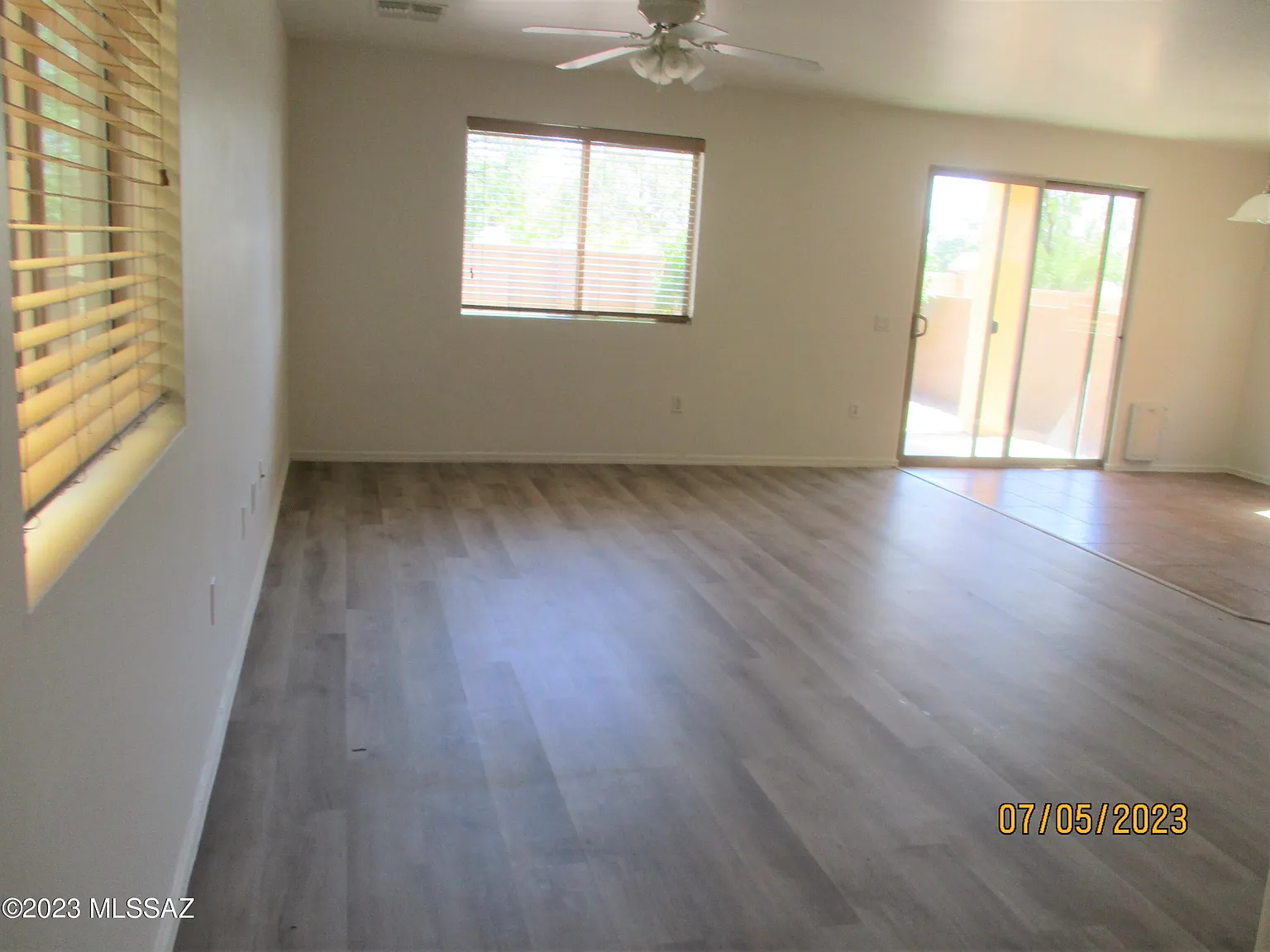 3 bed, 2.5 bath, 1604 sqft, $1,795 — Photo 3