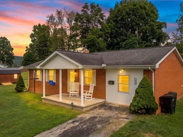 135 Shawnee Dr, Vanceburg, KY 41179