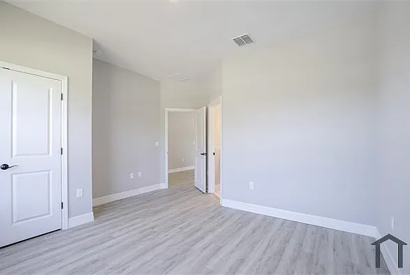 2545 Nordendale Blvd — Photo 2