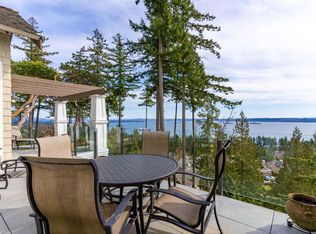 5110 Alderfeild Pl #9, West Vancouver, BC