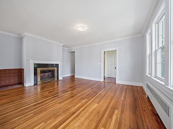 4th image of 54-2 Crosby Rd