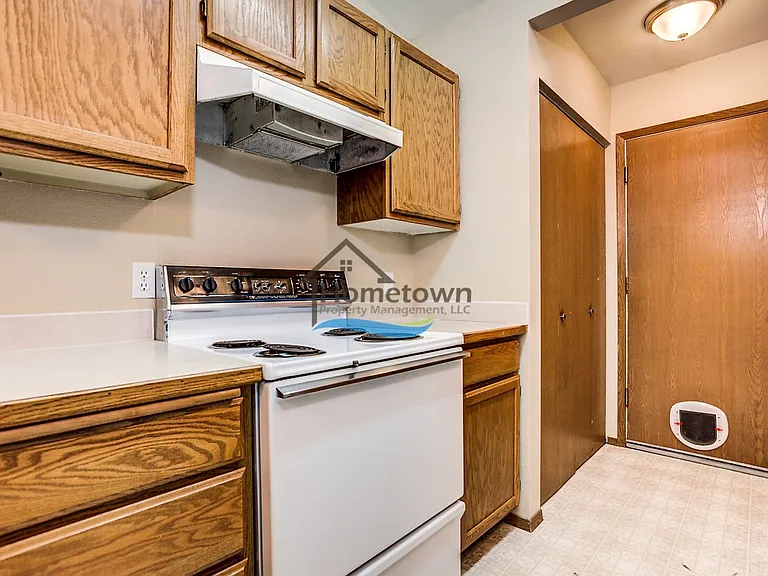 4168 E 2nd Ave — Photo 5