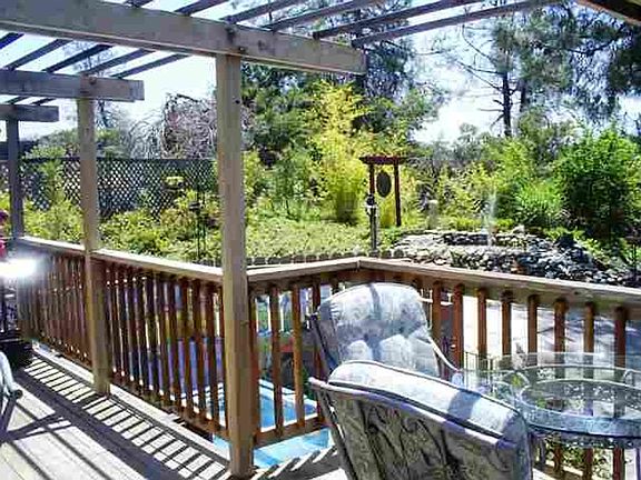 5th image of 211 Catherine Ln #A