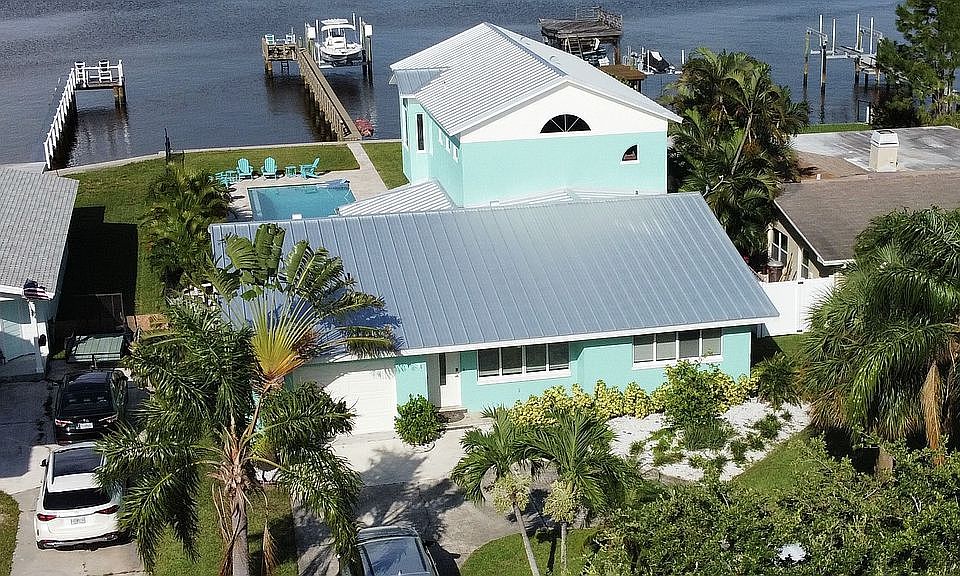 1st image of 6019 Bayou Grande Blvd NE