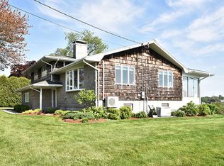 30 Bishop St, Waterford, CT 06385
