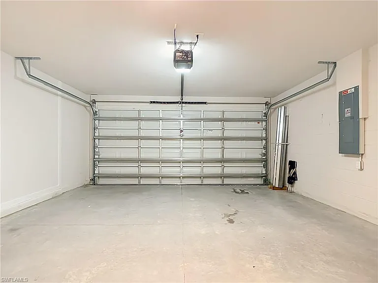 14168 Hemingway Oaks Trl — Photo 15