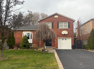 130 William Stephenson Dr, Whitby, ON L1N 8V1