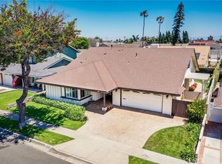 16292 Wishingwell Ln, Huntington Beach, CA 92647