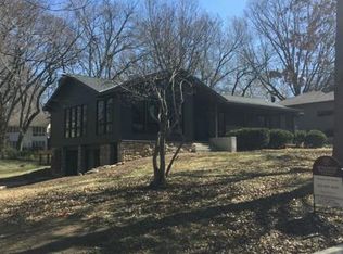 5707 Sheridan Dr, Fairway, KS 66205