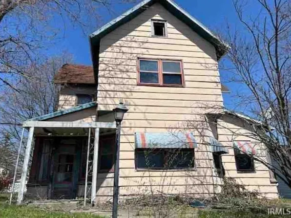 413 E Water St, Hartford City, IN 47348