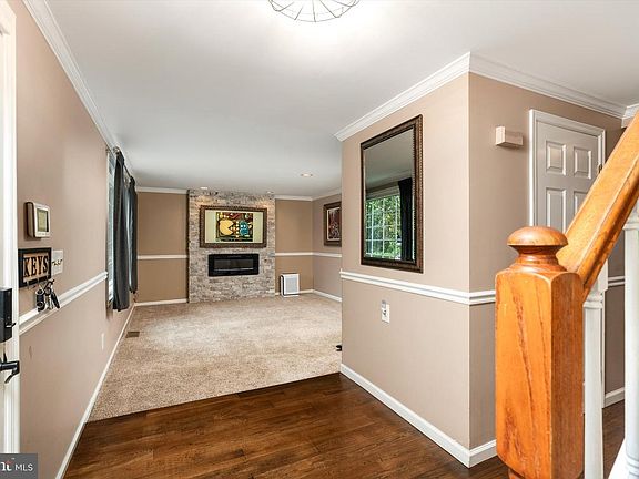 5th image of 16 Ross Rd