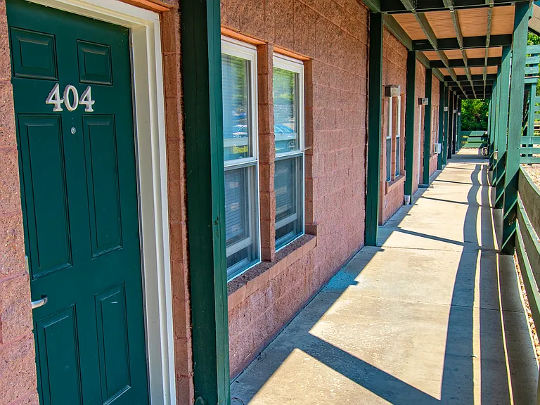 Campus Side Apartments — Photo 18
