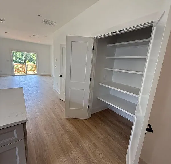 2710 Coronet Way — Photo 30