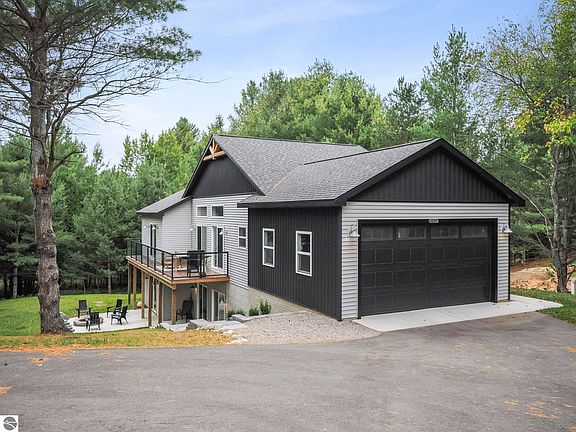 4th image of 9931 Cushman Ct