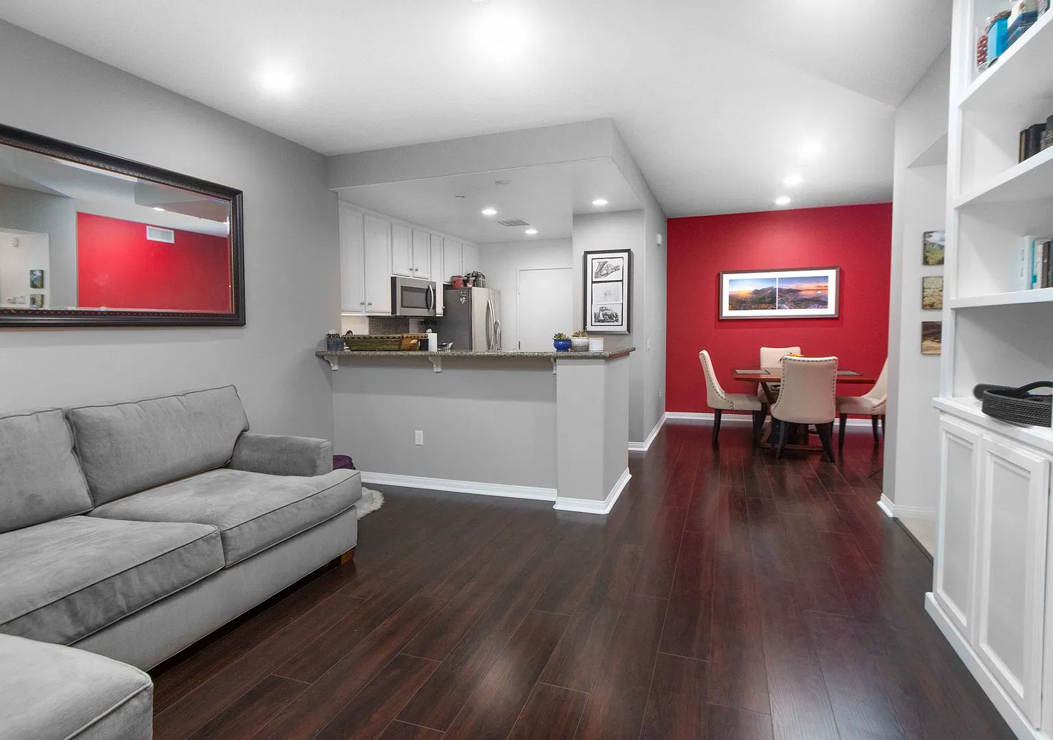 Spacious 1 Bedroom, 1 Bathroom Condo Available NOW in Quail Hill! — Photo 1