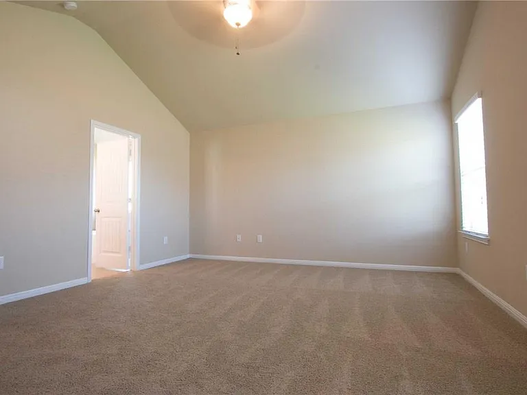 624 Carly Ann Ln — Photo 11