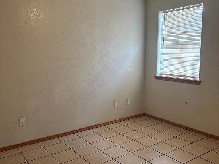 150 Wild Olive Cir #C — Photo 7