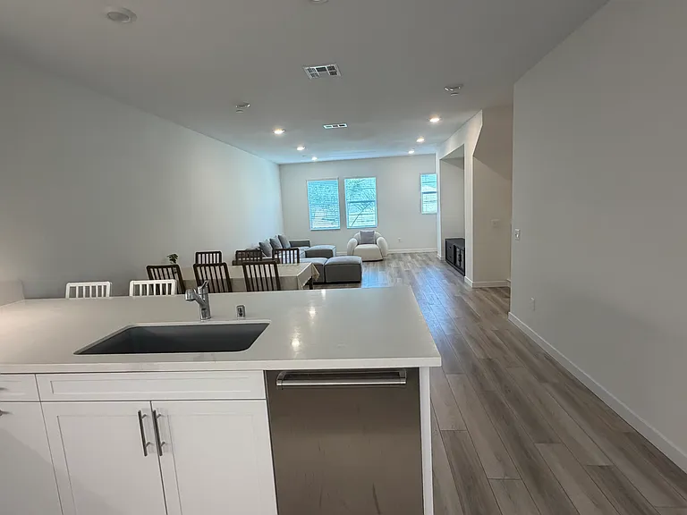 4385 Maple Ln — Photo 16