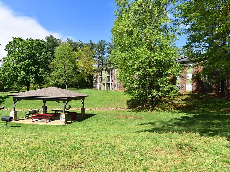 Pavilion with Picnic Area