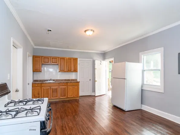 52 & 52.5 Wall St, Worcester, MA 01604