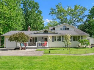 6609 Tonawanda Creek Rd, Lockport, NY 14094