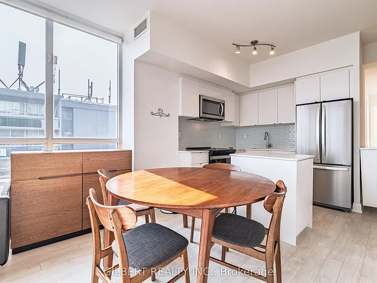 1461 Lawrence Ave W #1810 — Photo 10