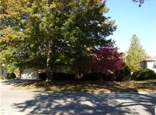 10712 E 33rd Ter S, Independence, MO 64052