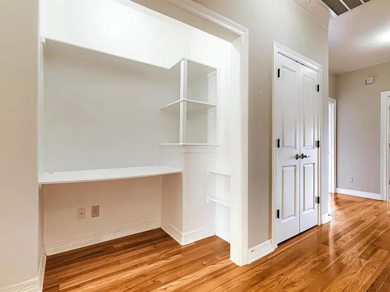 2506 Camden Park — Photo 14