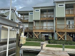 918 Delchamps Ave UNIT 4E, Dauphin Island, AL 36528