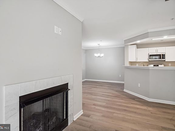 5th image of 13111 Millhaven Pl #4-L