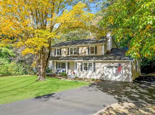 19 Littlebrook Rd, Darien, CT 06820