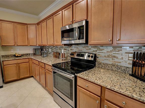 2nd image of 2509 Laurentina Ln