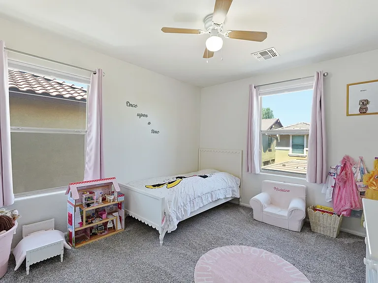 1072 S Cheshire Ln — Photo 26