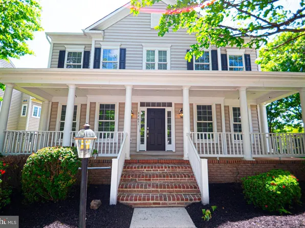 42631 Explorer Dr, Ashburn, VA 20148