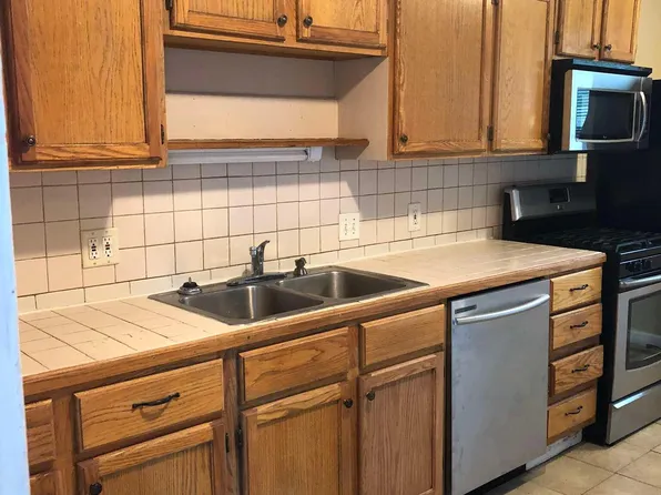 1655 Washburn Ave N #1, Minneapolis, MN 55411