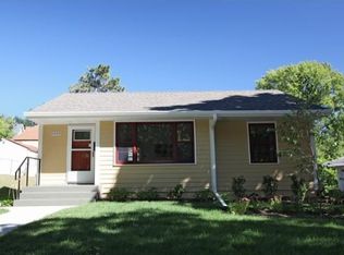 1060 Burr St, Saint Paul, MN 55130