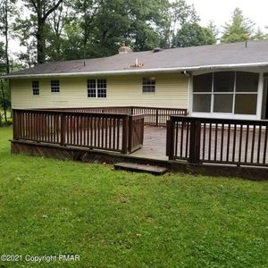 126 Tannenbaum Way, Henryville, PA, 18332