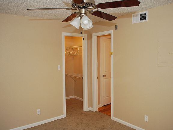 5th image of 5800 Eubank Blvd NE APT 2327